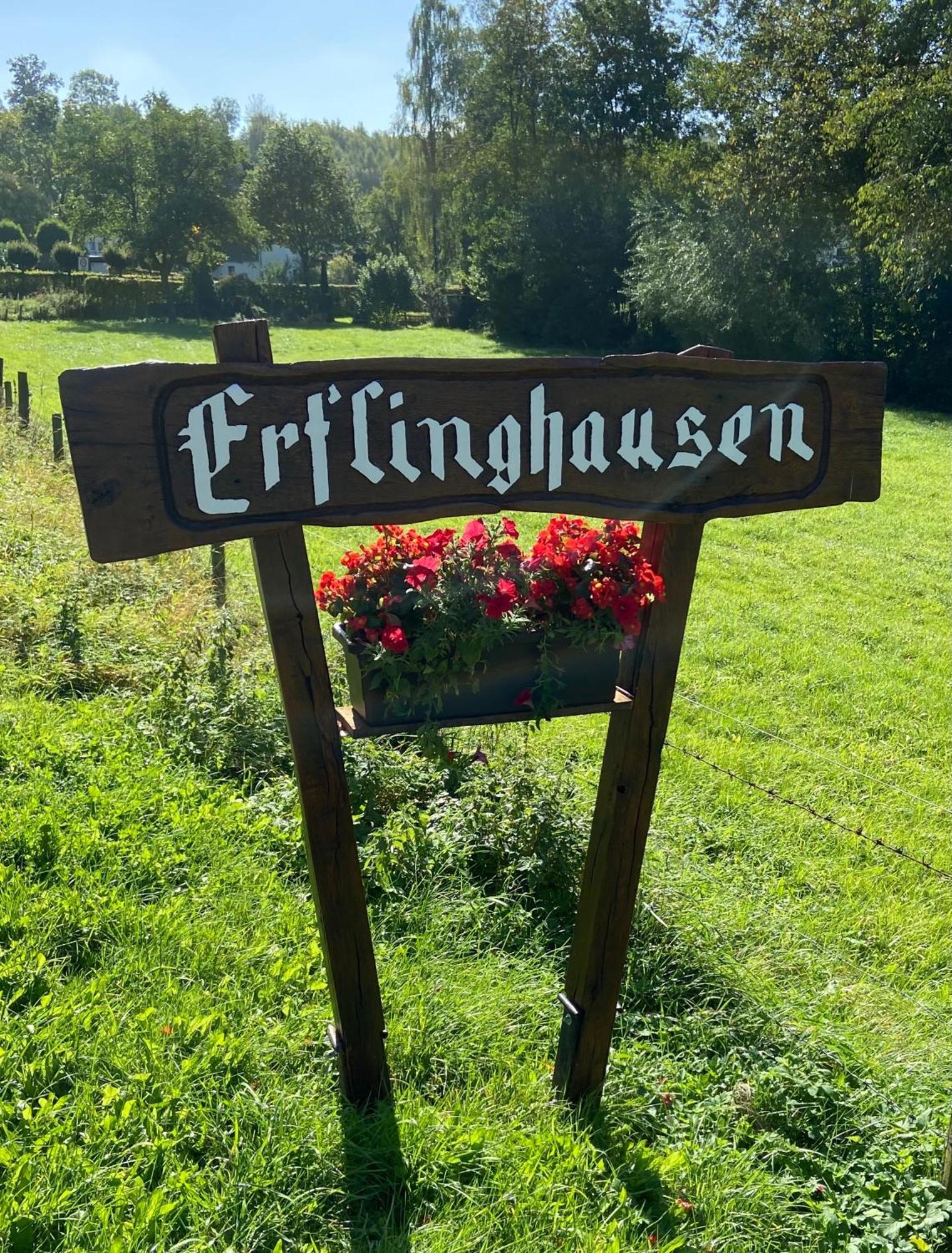 Ferienhaus Glueckspilz Beim Hennesee Meschede Bagian luar foto